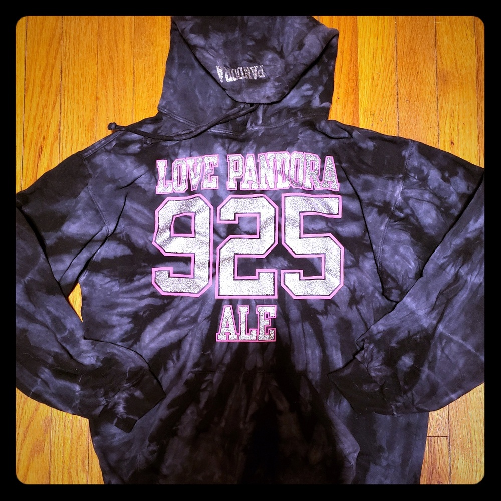 *SOLD LOCAL* Pandora tie dye hoodie